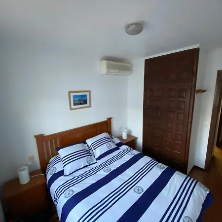 Xalet Amb Piscina Privada Hébergement de vacances