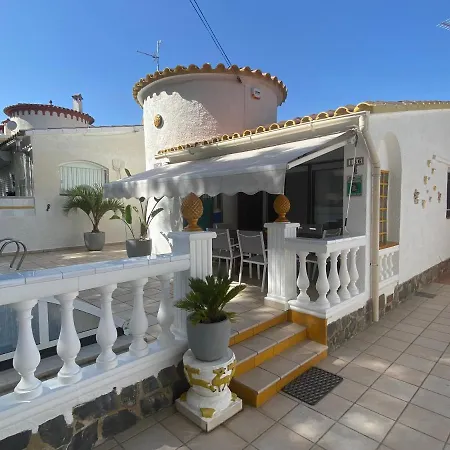Xalet Amb Piscina Privada Empuriabrava